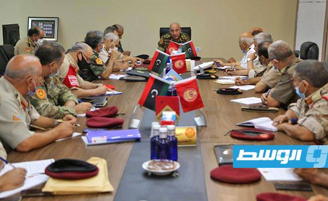 رئيس الأركان يناقش «الصعوبات والعراقيل أمام الجيش الليبي»