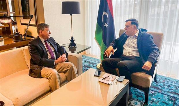 السراج يناقش مع السفير الأميركي لدى تركيا مستجدات الوضع في ليبيا