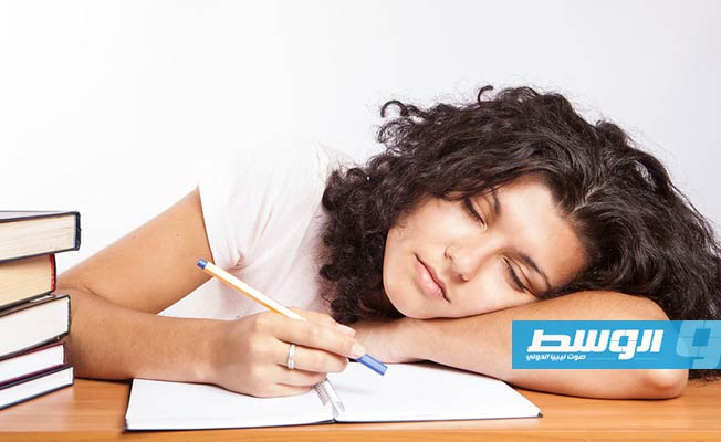 النوم مبكرا فعال في التحصيل الدراسي
