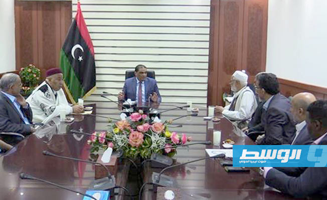 وزير «عدل الوفاق» يلتقي ممثلين عن مجالس المصالحة