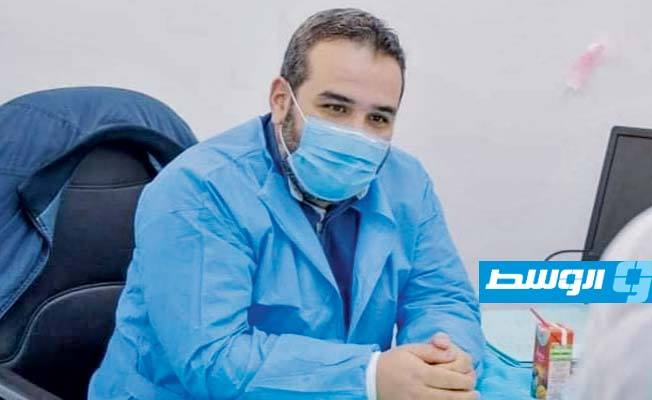 وفاة طبيب قسم الأورام بمركز بنغازي الطبي بفيروس كورونا