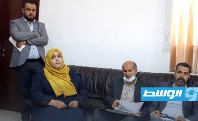 وزير الصحة الدكتور علي الزناتي خلال لقائه أعضاء بالنقابة العامة للمهن الطبية المساعدة على مستوى ليبيا (صفحة الوزارة على فيسبوك)