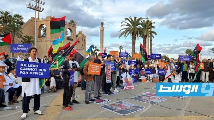 متظاهرون في طرابلس ومصراتة يرفضون ترشح حفتر وسيف القذافي للرئاسة