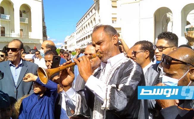 ليبيون يحتفلون بذكرى المولد النبوي في طرابلس (بوابة الوسط)