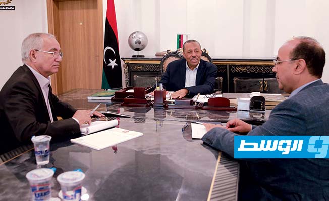 الثني يطالب بالإسراع في استكمال مشاريع بلدية بنغازي
