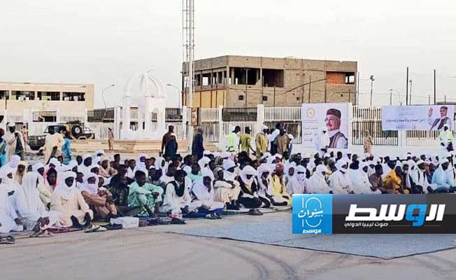 مواطنون يؤدون صلاة العيد في مرزق، 16 يونيو 2024. (الإنترنت)