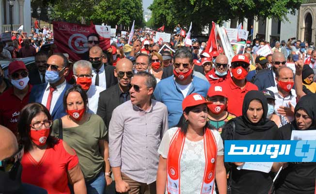 تونس: أنصار الحزب «الدستوري الحر» يحتجون ضد الرئيس سعيد