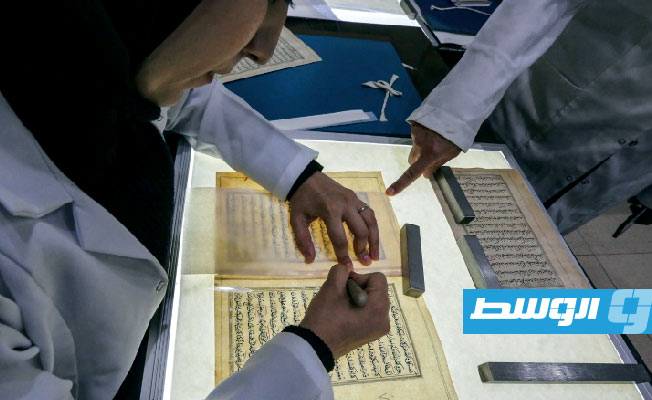 عمل دؤوب في بغداد لحماية مخطوطات تراثية