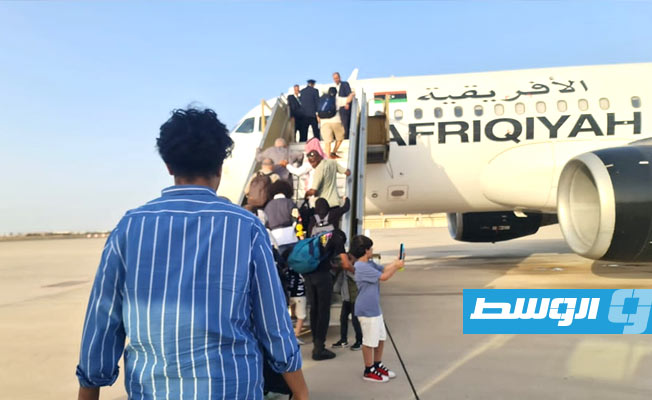 حكومة الوحدة تعلن وصول أفراد الجالية القادمين من السودان إلى طرابلس الليلة