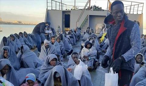 إنقاذ 126 مهاجرا من الغرق شمال شرق طرابلس, 18 ديسمبر 2020. (البحرية الليبية)