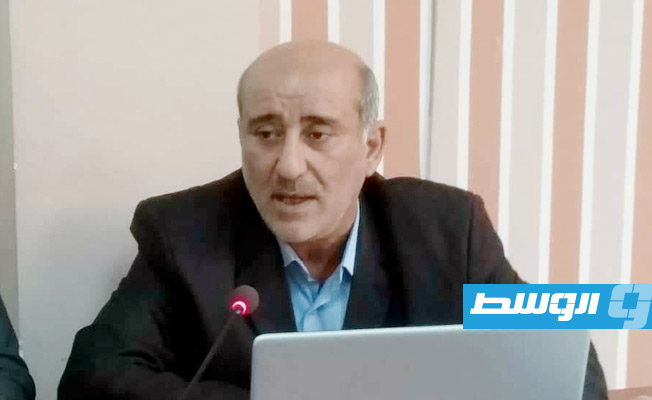 د. محمود ملودة يحلل اتجاهات النقد الصحفي في المتون الليبية