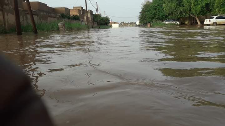 «داخلية الوفاق» تعلن غات «مدينة منكوبة» بعد أن غطت السيول 70% من مناطقها