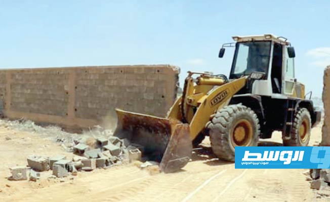 حملة حكومية في بني وليد لإزالة البناء العشوائي واسترداد المقار الرسمية