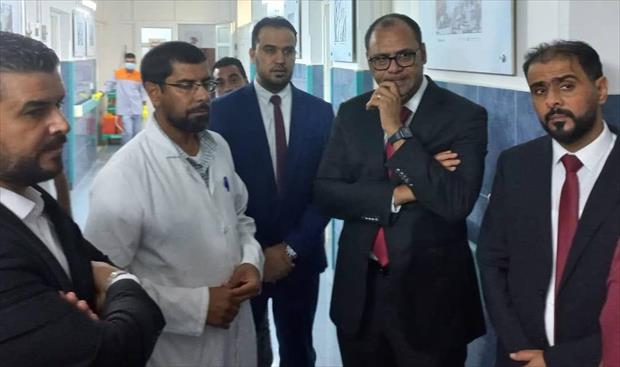 جولة عبدالجليل وحماد بمستشفى بنغازي للأطفال، الأحد 11 سبتمبر 2022. (المكتب الإعلامي للحكومة)