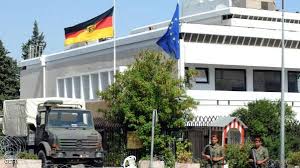 إصابة أفراد من طاقم السفارة الألمانية بانفجار مرفأ بيروت