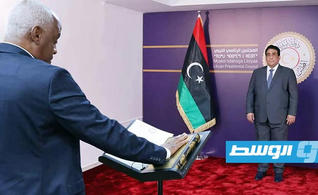 سفيرا ليبيا الجديدان لدى السودان ورواندا يؤديان اليمين أمام المنفي