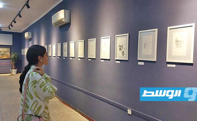 اختتام فعاليات معرض «سكتش» للفنان حسن بن دردف في بنغازي.. (صور)