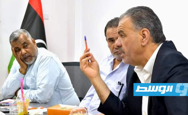 جانب من اجتماع المكتب التنفيذي للاتحاد الليبي للكرة الطائرة. (فيسبوك)
