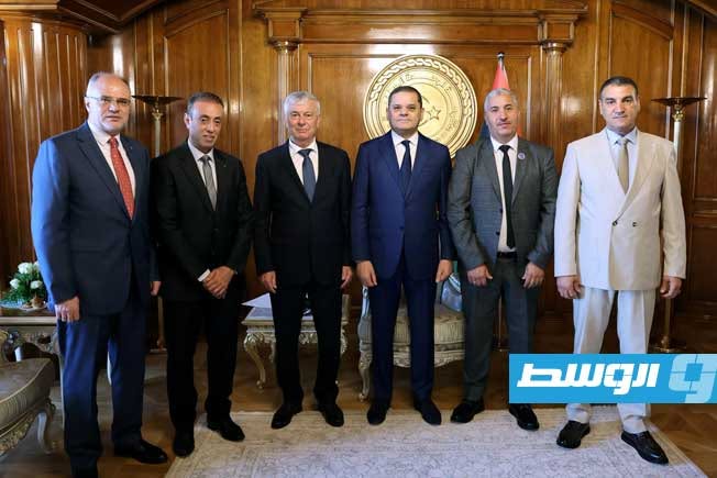 Dabaiba Receives a Written Message from His Palestinian Counterpart and Reaffirms Libya's Support for the Cause