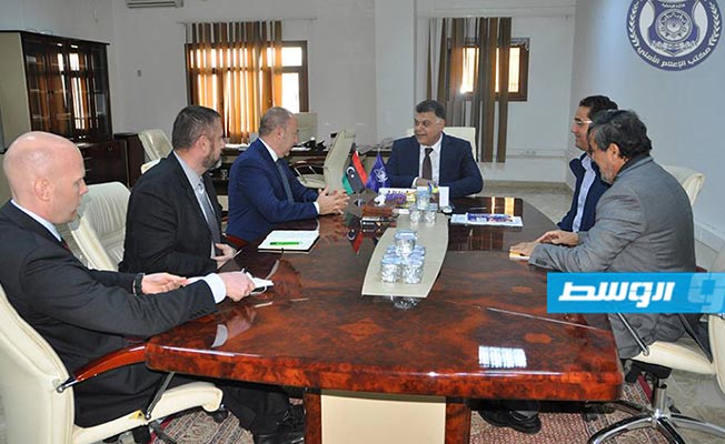 رئيس بعثة الاتحاد الأوروبي يؤكد أهمية التنسيق الأمني مع السلطات الليبية