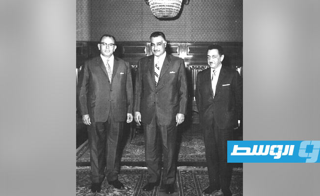 الفير محمود الخوجة وحسين مازق مع الرئيس جمال عبد الناصر
