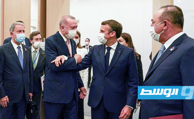 ماكرون: وجدنا نقاط تقارب مع إردوغان لاستمرار وقف إطلاق النار في ليبيا