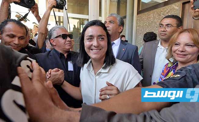بالصور.. استقبال شعبي لنجمة التنس أُنس جابر في تونس