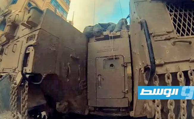 من مسافة صفر.. القسام تنشر مقاطع جديدة لإعطاب دبابات واشتباك مع جنود الاحتلال بغزة (شاهد)