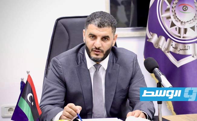 عماد الطرابلسي يتسلم رسميا تسيير مهام وزارة الداخلية