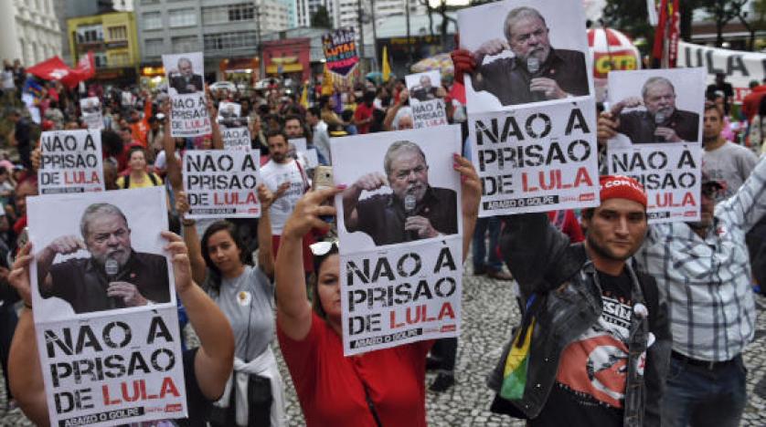 رئيس البرازيل السابق يعلن ترشحه للانتخابات من السجن