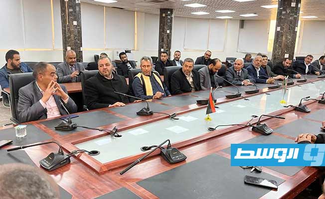الوزير موسى المقريف اجتمع مع مجموعة من مندوبي ومديري النقابات في ليبيا. (صفحة وزارة التعليم على فيسبوك)