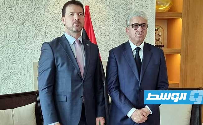 باشاغا يؤكد لسفير التشيك على موقفه باستخدام الطرق السلمية لمباشرة عمل حكومته من طرابلس