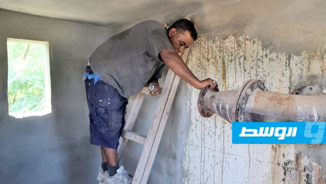 عودة تدفق المياه لعمارات الـ 7000 بمنطقتي الحدائق والماجوري في بنغازي