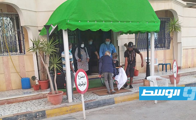 مغادرة 35 ليبياً الحجر الصحي في بنغازي