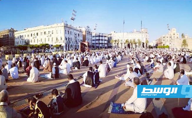 صلاة عيد الأضحى في ميدان الشهداء بالعاصمة طرابلس، 20 يوليو 2021. (وال)