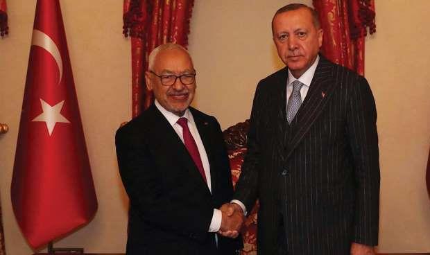 بعد هجوم حاد من نواب تونسيين.. الغنوشي: زيارة تركيا بحثا عن السلام في ليبيا لا الحرب