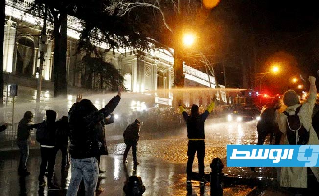 توقيف 66 شخصا وجرح 50 شرطيا في تظاهرات جورجيا