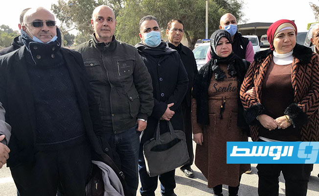 استقبال الطاقم الطبي المصري بمستشفى المقريف صباح الأحد 28 فبراير 2021. (تصوير: صلاح ناصف)