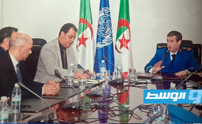 جولة الوفد الأمني لوزارة الداخلية بحكومة الوحدة الوطنية خلال زيارته للجزائر. (وزارة الداخلية)