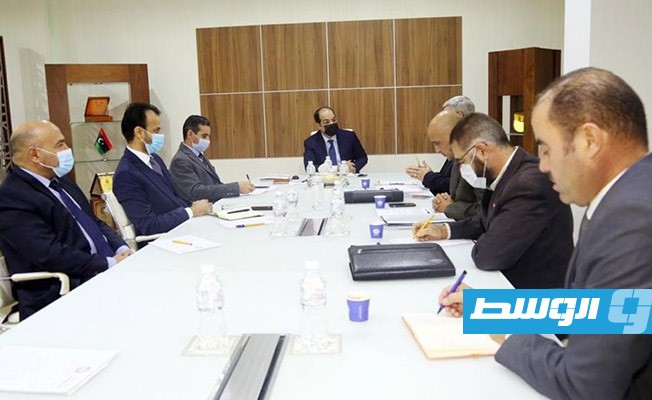 اجتماع معيتيق مع مسؤولي الشركة الليبية للحديد والصلب. الأحد 27 ديسمبر 2020. (إدارة التواصل والإعلام)