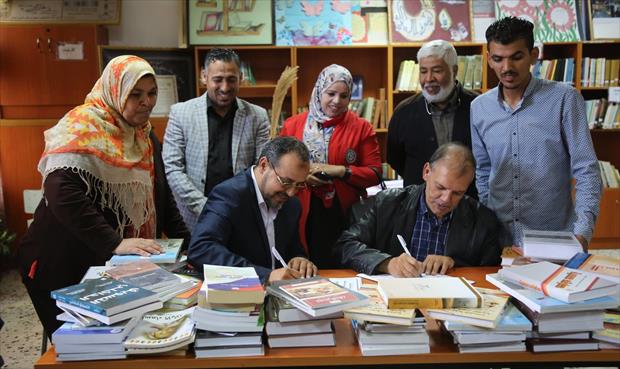 هيئة الثقافة تقدم 150 كتابًا لثانوية جمال عبدالناصر
