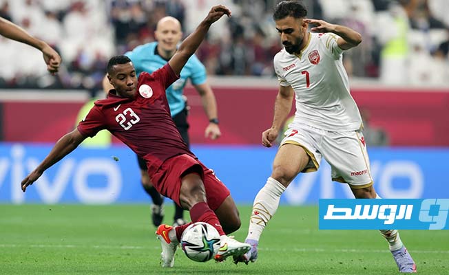 منتخب قطر يفوز على البحرين بهدف دون رد في مباراة الافتتاح الرسمية لبطولة كأس العرب 2021. (الإنترنت)