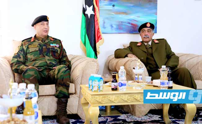 لقاء الحداد والناظوري في سرت، السبت، 8 يناير 2022. (رئاسة الأركان العامة للجيش الليبي في طرابلس)