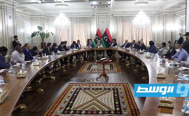 الدبيبة خلال كلمته في الاجتماع مع المنفي وعدد من أعضاء مجلس النواب، طرابلسـ 25 أغسطس 2021. (صورة مثبتة من فيديو)