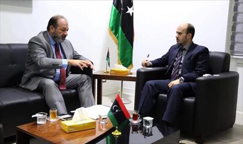 عماري زايد يلتقي ممثل برنامج الأمم المتحدة الإنمائي في ليبيا