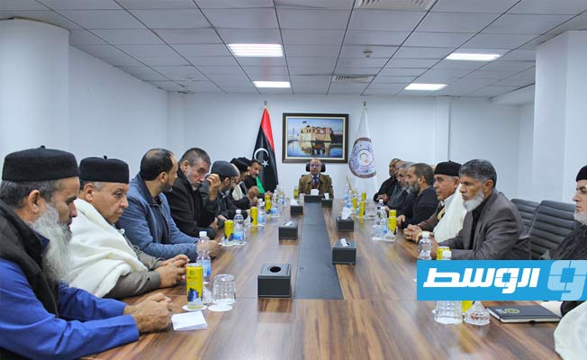 لقاء اللافي في طرابلس مع أعضاء مجالس حكماء بالمنطقة الغربية، 8 يناير 2023. (المجلس الرئاسي)