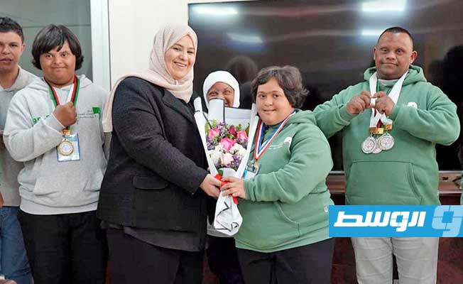 الكيلاني تتعهد رعاية «فريق ليبيا للروبوتات من ذوي الإعاقة الذهنية»