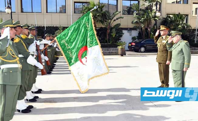 مراسم استقبال الفريق محمد الحداد لدى وصوله الجزائر، الخميس 9 مارس 2023. (وزارة الدفاع الجزائرية)