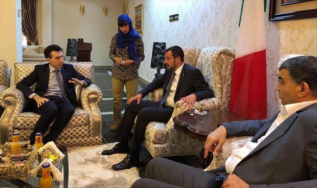 جانب من لقاء وزير الداخلية المفوض مع نظيره الإيطالي. (الحساب الرسمي للسفير الإيطالي)
