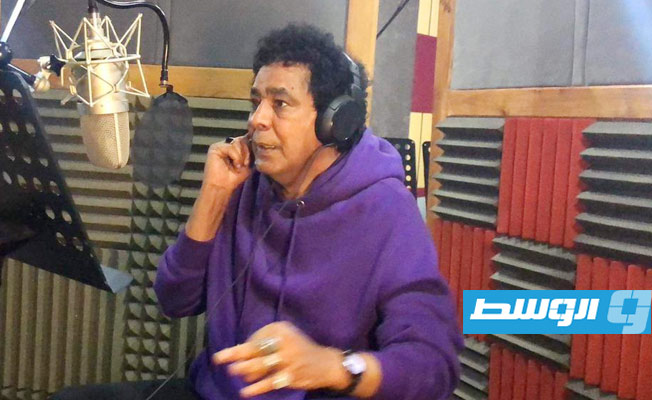 محمد منير يحيي ذكرى حادث الواحات بأغنية «ضالين» في «الاختيار 2»